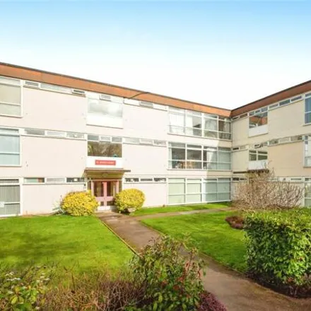 Buy this 2 bed apartment on St Johns Close in Stratford-upon-Avon, CV37 9AB