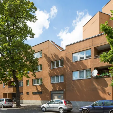 Rent this 3 bed apartment on Holländerstraße 90 in 13407 Berlin, Germany