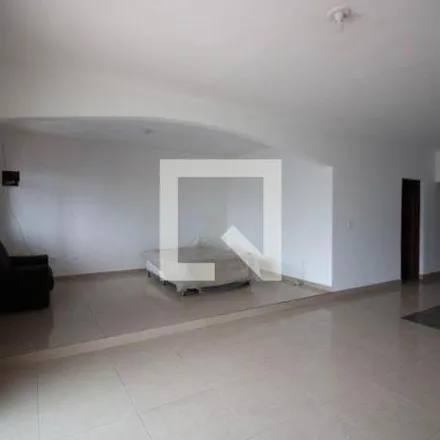 Rent this 3 bed house on Rua Doutor Miguel do Val in Vila Chavantes, São Paulo - SP