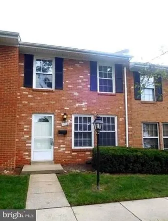 Image 2 - 301 East Dartmouth Drive, Sterling, VA 20164, USA - Townhouse for rent