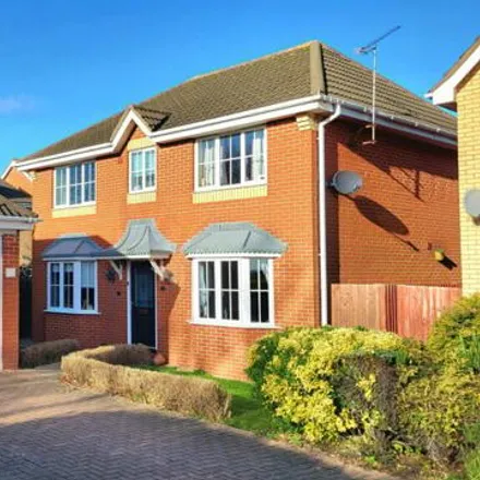 Buy this 4 bed house on unnamed road in Peterborough, PE2 8UN