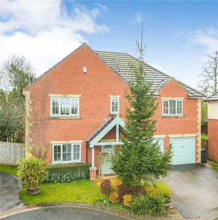 Buy this 6 bed house on Greystone Close in Ripon, HG4 1WD
