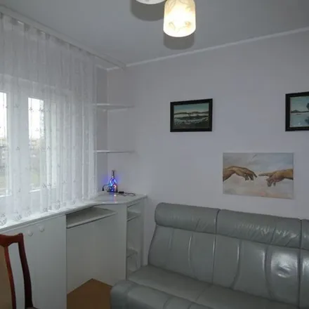 Rent this 3 bed apartment on Mieszkalna in 93-378 Łódź, Poland