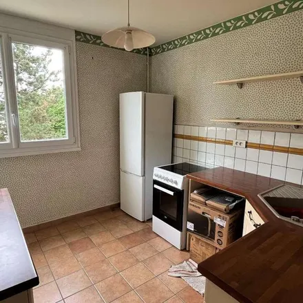 Image 5 - Rue Jacques Prévert, 37520 La Riche, France - Apartment for rent