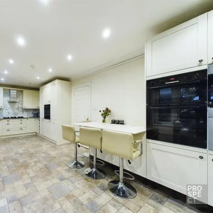 Image 2 - Darby Vale, Newell Green, RG42 2PQ, United Kingdom - House for sale