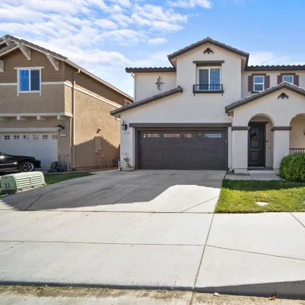 Buy this 3 bed loft on 1410 Cornell Drive in Dixon, CA 95620