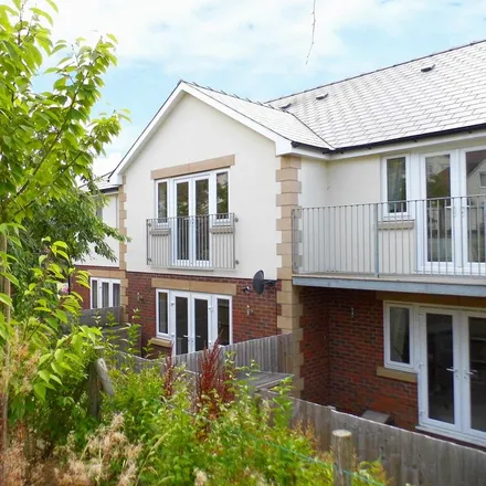 Rent this 3 bed townhouse on 6 Homend Crescent in Ledbury, HR8 1AH