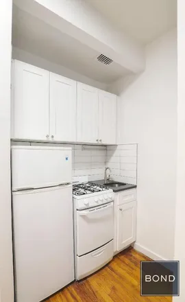 Image 3 - 55 Perry Street, New York, NY 10014, USA - Apartment for rent