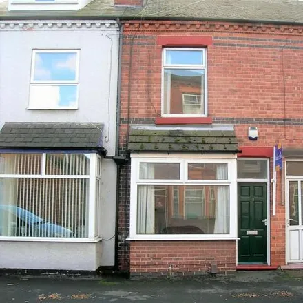 Rent this 3 bed townhouse on 41 Claude Street in Nottingham, NG7 2LA