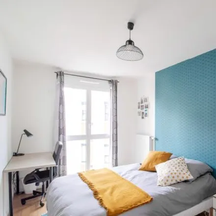 Rent this 1 bed room on 2 Rue Mozart in 92110 Clichy, France