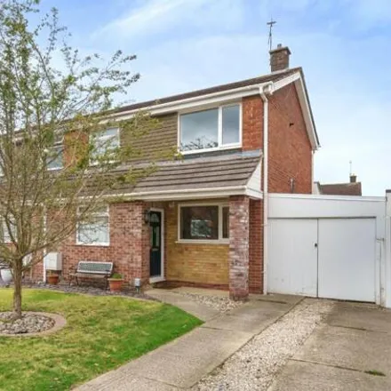 Buy this 3 bed duplex on St Ambrose Close in St. Paul's Drive, Swindon
