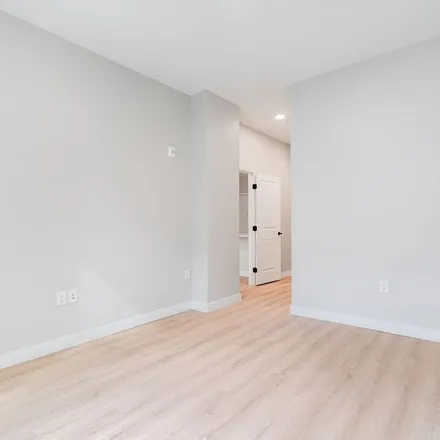 Rent this 2 bed apartment on 181 Chestnut Street in Chelsea, MA 02150