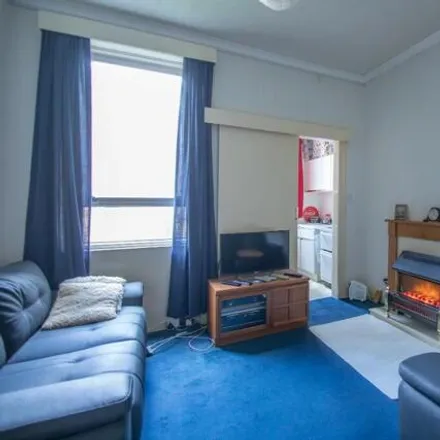 Image 4 - Hillfoot Avenue, Rutherglen, G73 2LW, United Kingdom - Apartment for sale