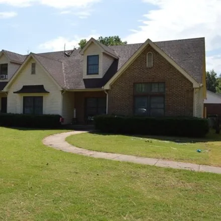Buy this studio house on 251 Willow Oaks Road in Marked Tree, AR 72365