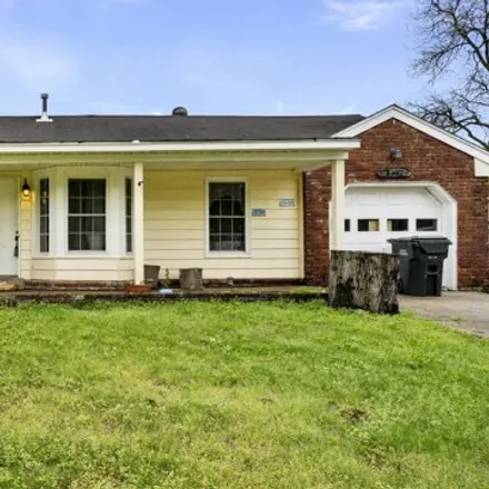 Buy this 4 bed house on 3448 Cedarcrest Drive in Southaven, MS 38671