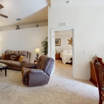 Buy this 3 bed apartment on 302 Brookshire Drive in Brookshire, Lake Wales