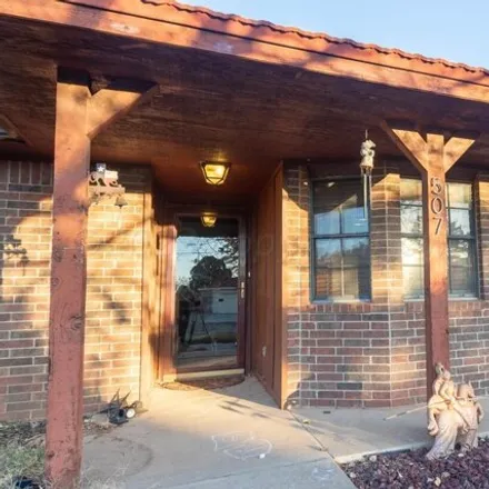 Image 3 - 534 Leroy Street, Clarendon, TX 79226, USA - House for sale