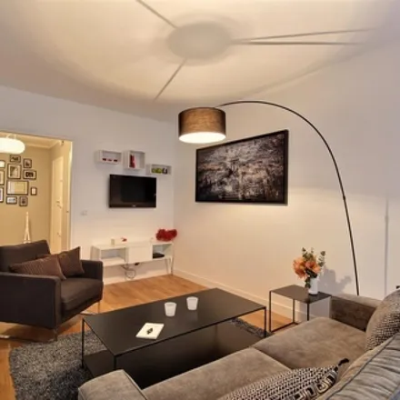 Image 5 - 92 Rue Bonaparte, 75006 Paris, France - Apartment for rent