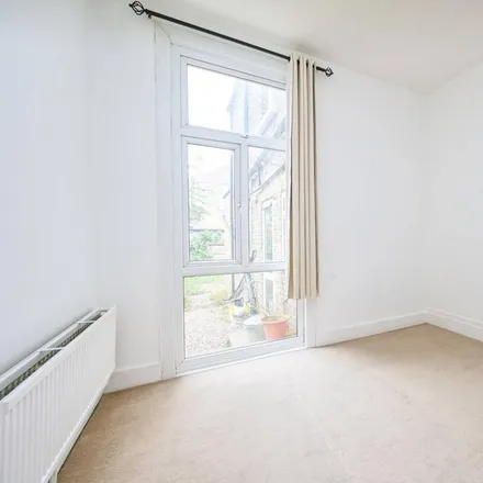 Rent this 2 bed apartment on Grafton Road in London, W3 6PD