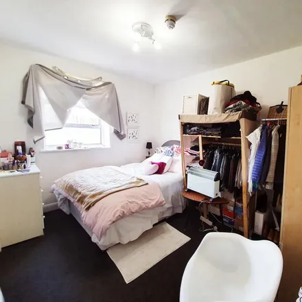 Rent this studio apartment on 16-28 Hornsey Lane in London, N6 5LX