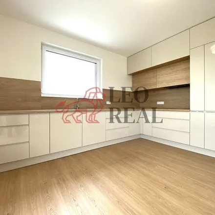 Image 4 - Oddechová ev.379, 155 31 Prague, Czechia - Apartment for rent