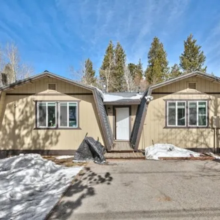 Buy this 2 bed house on First Baptist Church of South Lake Tahoe in Paradise Avenue, Bijou Park