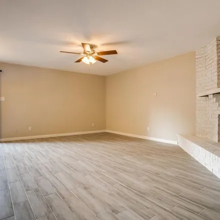 Image 6 - 914 Sunny Slope Drive, Allen, TX 75003, USA - Apartment for rent