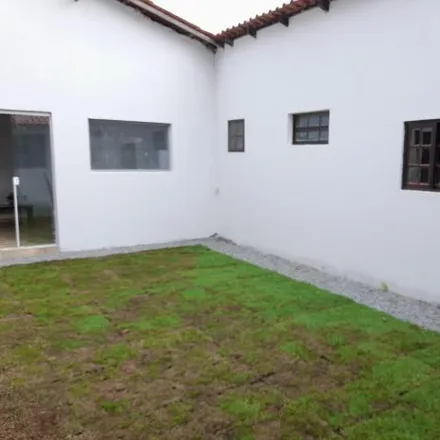 Buy this 4 bed house on Estrada Jinishi Shigueno in Vila da Prata, Mogi das Cruzes - SP