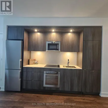 Image 4 - 1100 Eglinton Avenue East, Toronto, ON M4G 0B7, Canada - Apartment for rent