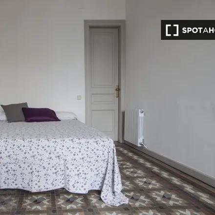 Rent this 6 bed room on Carrer de Balmes in 55, 08001 Barcelona