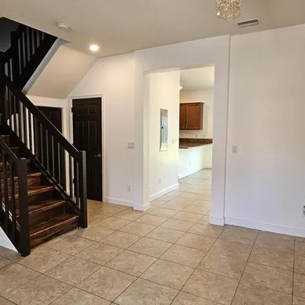 Image 7 - 5348 Foxhall Drive South, West Palm Beach, FL 33417, USA - Townhouse for rent