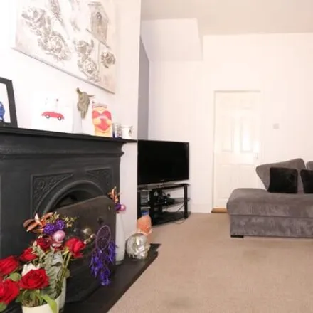 Buy this 2 bed townhouse on Ashton Road in Denton, M34 3YJ