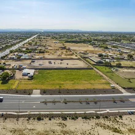 Image 2 - 1531 West Ocotillo Road, San Tan Valley, AZ 85140, USA - Apartment for sale