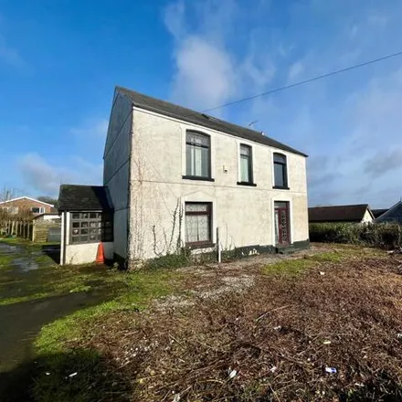 Buy this 5 bed house on Caemawr Road in Morriston, SA6 7EA