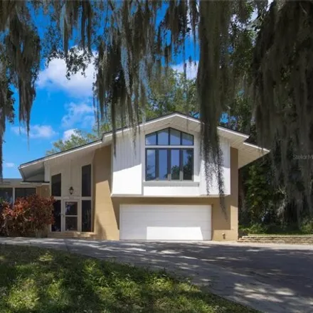 Buy this 3 bed house on 560 East Lakeshore Drive in Clermont, FL 32711