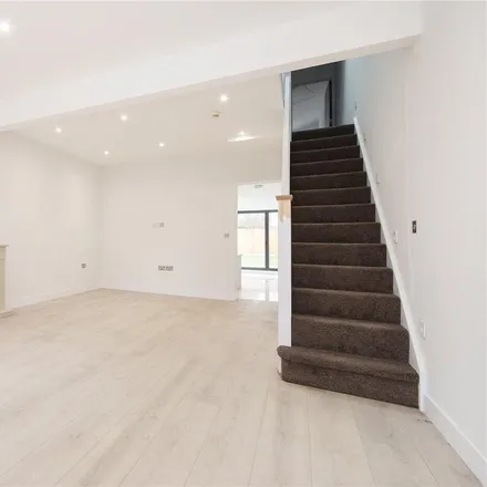 Image 9 - Alma Grove, London, SE1 5QB, United Kingdom - Duplex for rent