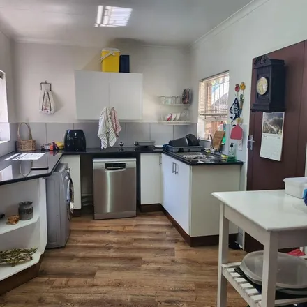 Image 3 - Riverside Park Home, Bulwer Street, Manor, Pietermaritzburg, 3200, South Africa - Apartment for rent