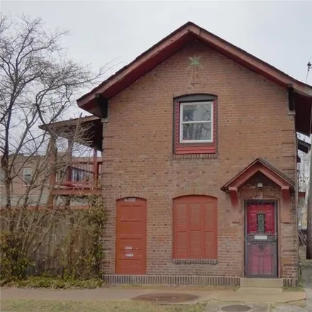 Image 1 - 1083 South Newstead Avenue, Tower Grove, St. Louis, MO 63110, USA - House for sale