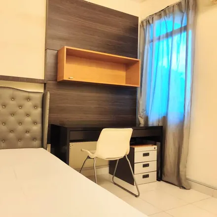 Rent this 3 bed apartment on Jalan Cyberia 1 in Cyberia Smarthomes, 63000 Sepang