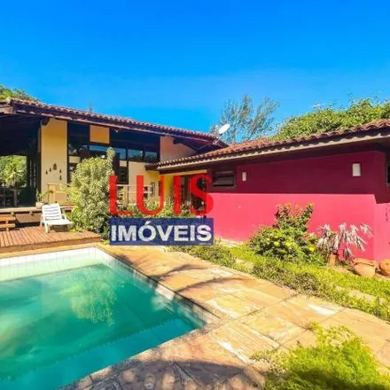 Rent this 4 bed house on Estrada Francisco da Cruz Nunes in Jacaré, Niterói - RJ