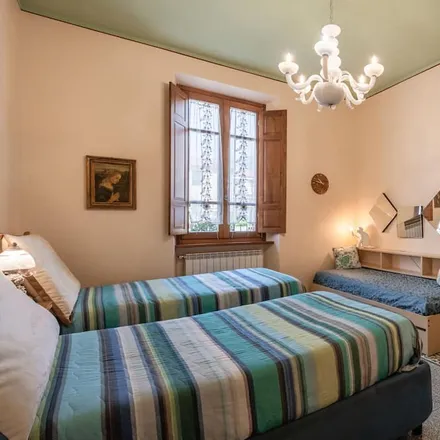Rent this 2 bed house on Collodi in Piazza Ubaldo Ciomei, 51017 Pescia PT
