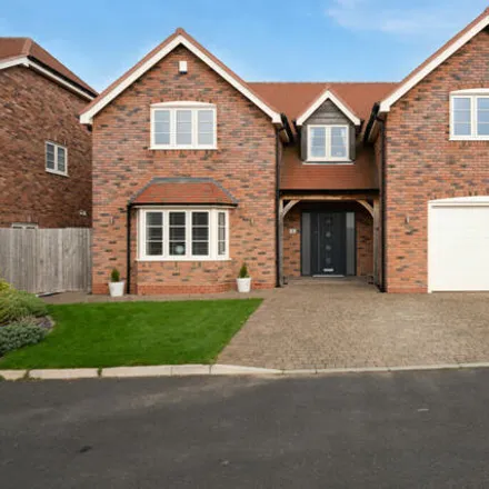 Buy this 5 bed house on Copcut Lane in Martin Hussingtree, WR9 7JB