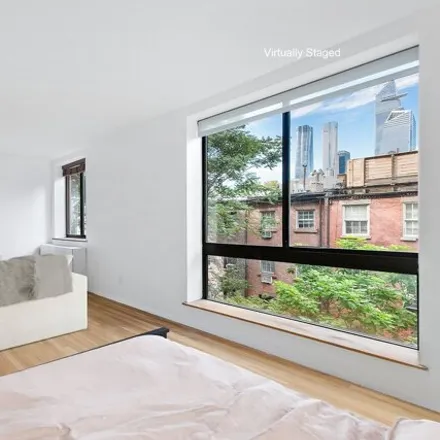 Image 2 - 445 West 19th Street, New York, NY 10011, USA - Condo for sale