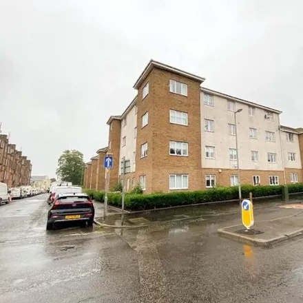 Rent this 2 bed apartment on Dyke Street in Glasgow, G69 6DU