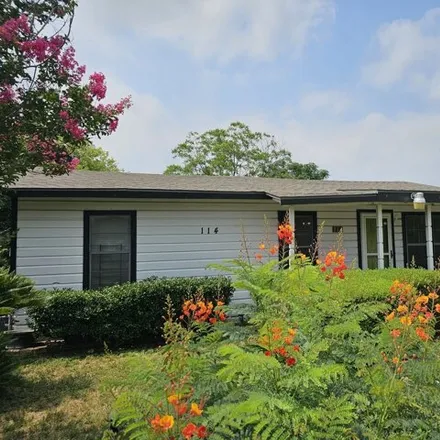 Image 2 - 114 Durant St, San Antonio, Texas, 78237 - House for sale