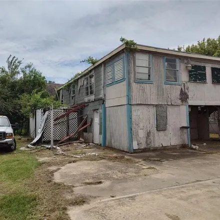 Buy this 3 bed house on 7513 Western Drive in Texas City Terminal Junction, Hitchcock