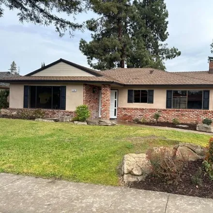 Buy this 3 bed house on 3066 West Barstow Avenue in Fresno, CA 93711