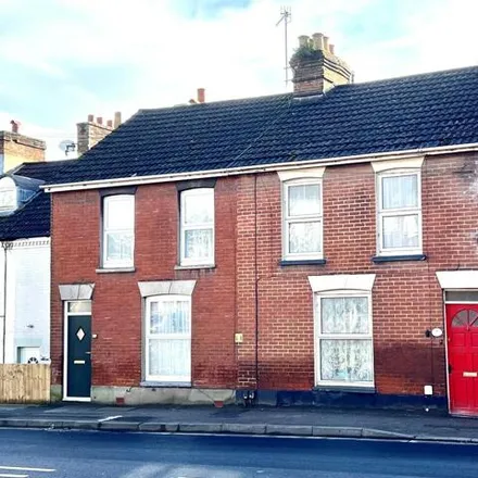 Buy this 2 bed house on Wilton Road in Salisbury, Wiltshire