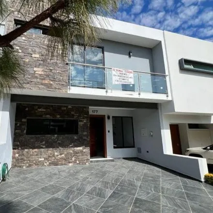 Buy this 4 bed house on Modatelas in Carretera Tesistán, La Cima de Zapopan