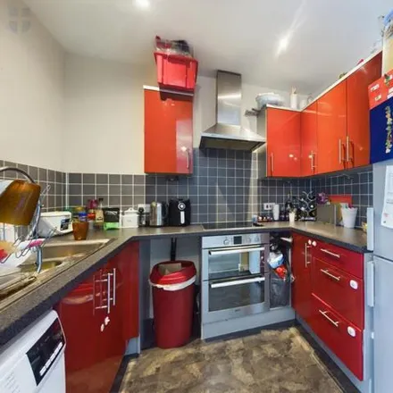 Image 3 - Coldharbour Way, Aylesbury, HP19 7HX, United Kingdom - Apartment for sale